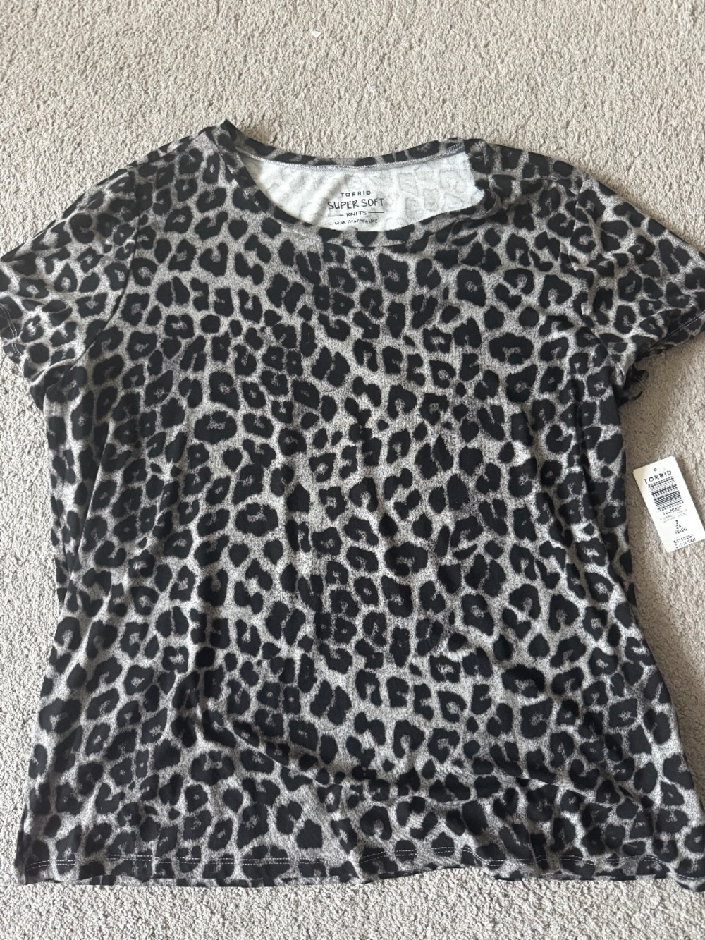 Torrid super soft leopard print shirt
